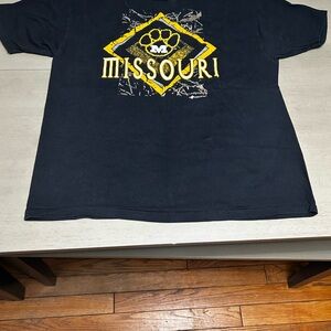 Vintage Black Hanes Missouri university Graphic T-Shirt